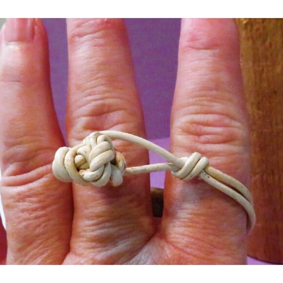 Pink soft gray white Bubble lamp work artist bead on Cream Italian leather 7in - Picture 3 of 4